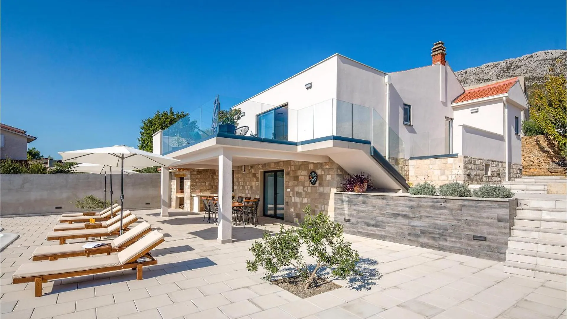 Holiday home Stunning Home In Kastel Sucurac With Kitchen Kastela